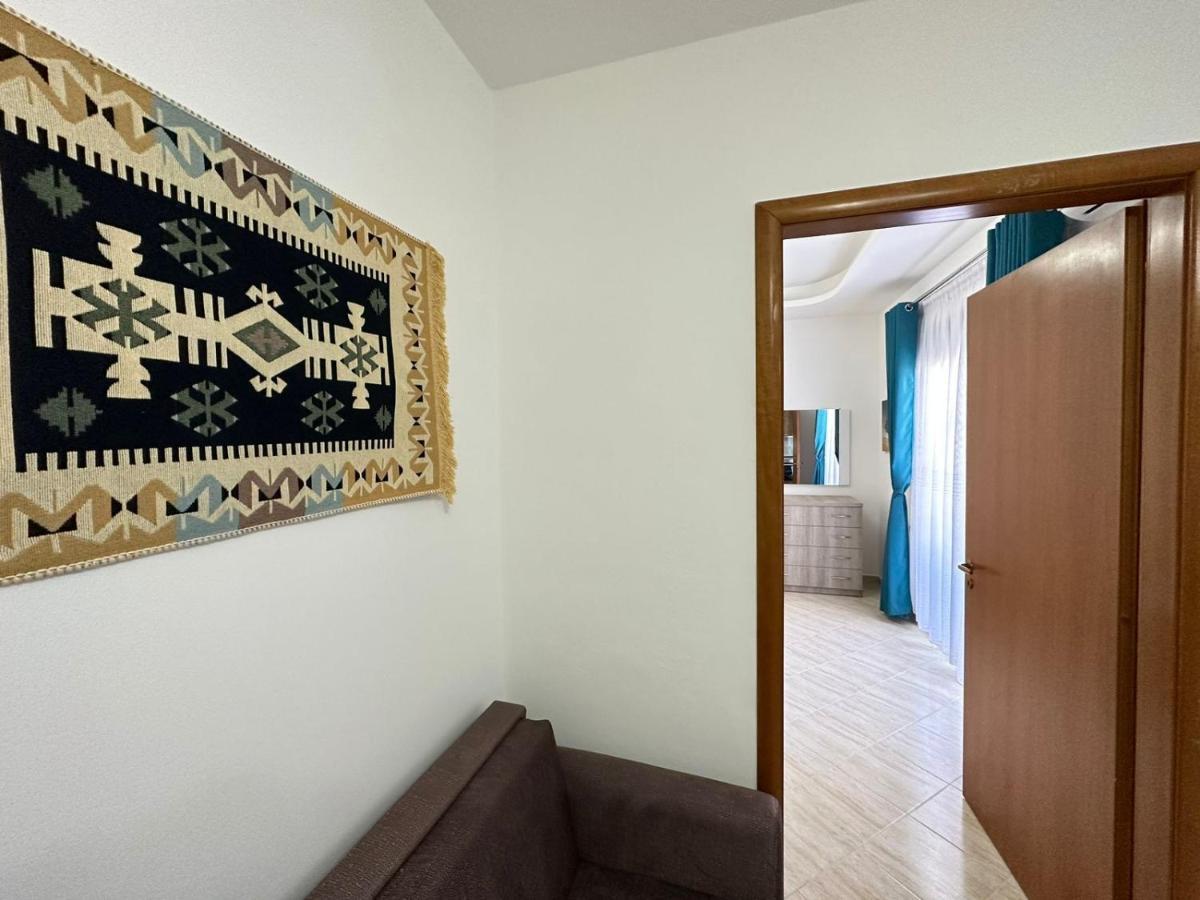 Trea Accomodations - Port Side Vlorë Eksteriør bilde
