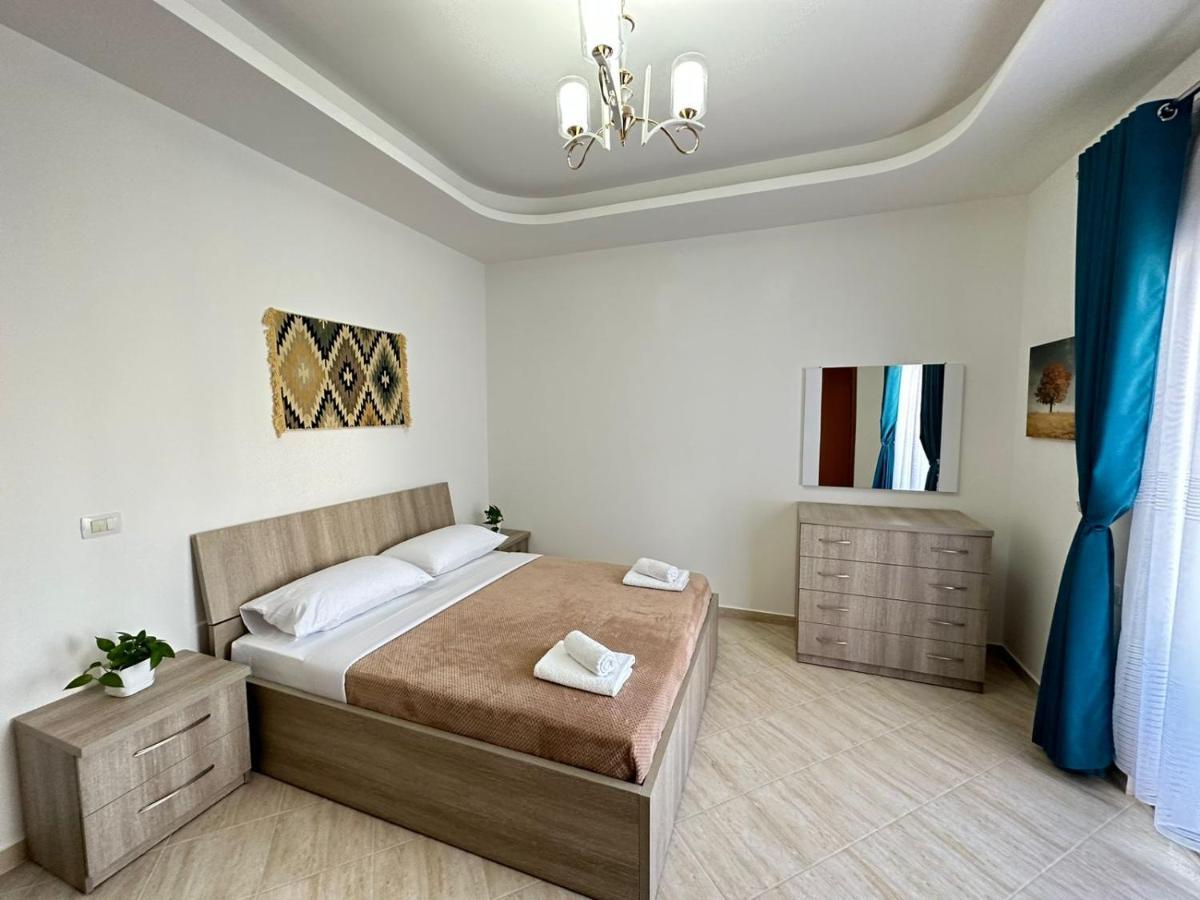 Trea Accomodations - Port Side Vlorë Eksteriør bilde