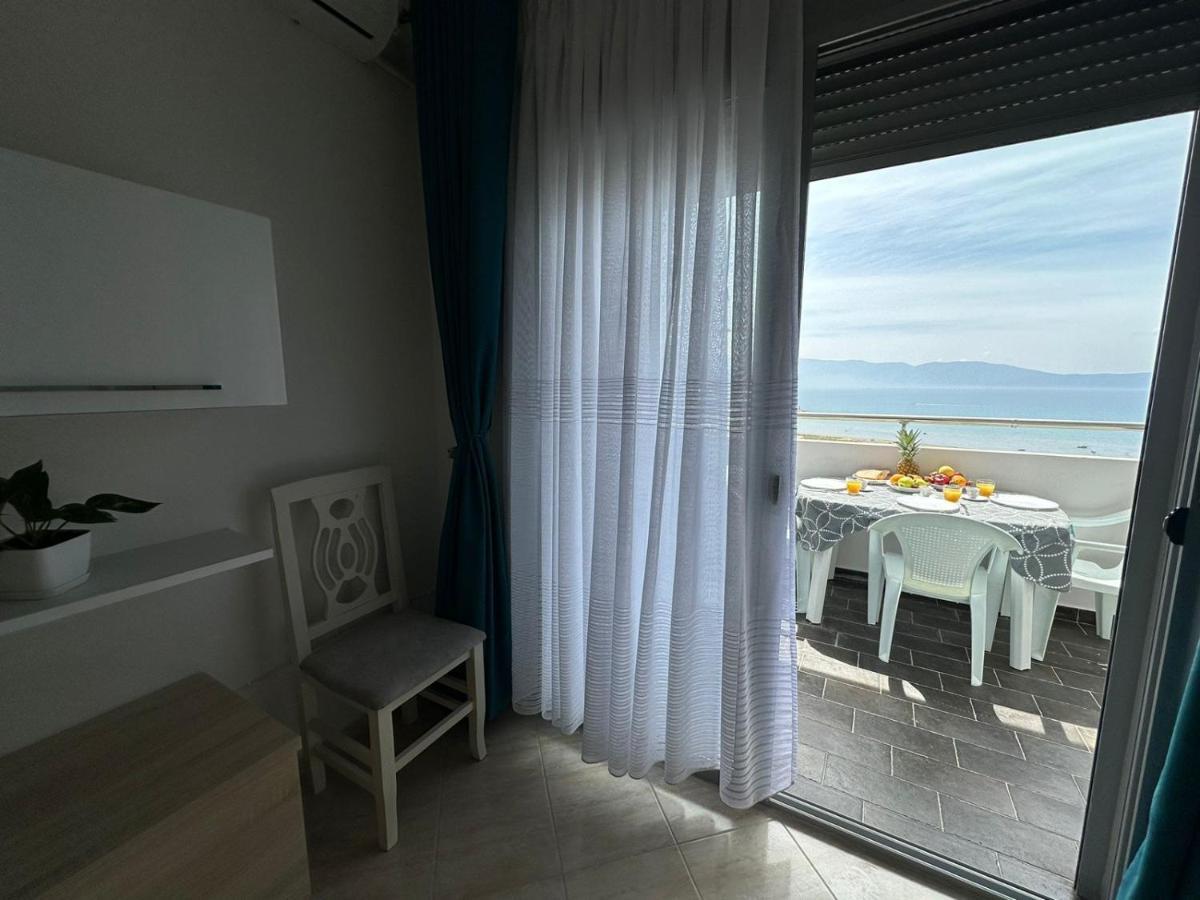 Trea Accomodations - Port Side Vlorë Eksteriør bilde