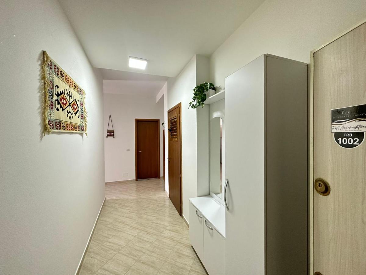 Trea Accomodations - Port Side Vlorë Eksteriør bilde